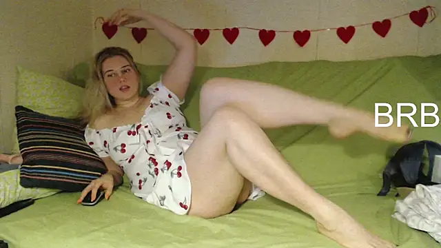 mmmPinUpGirl online show from 03/08/26, 02:53