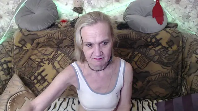Snapshot of MissBekker chatting on 01/20/25, 04:10 MissBekker online show from 01/20/25, 04:10