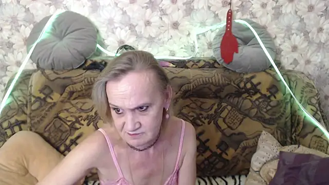 Snapshot of MissBekker chatting on 10/01/25, 05:17 MissBekker online show from 10/01/25, 05:17