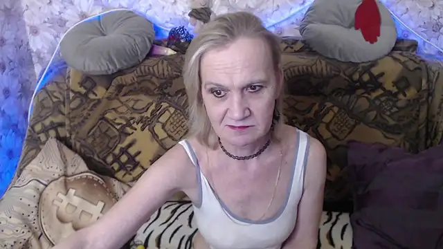 Snapshot of MissBekker chatting on 03/06/25, 03:57 MissBekker online show from 03/06/25, 03:57