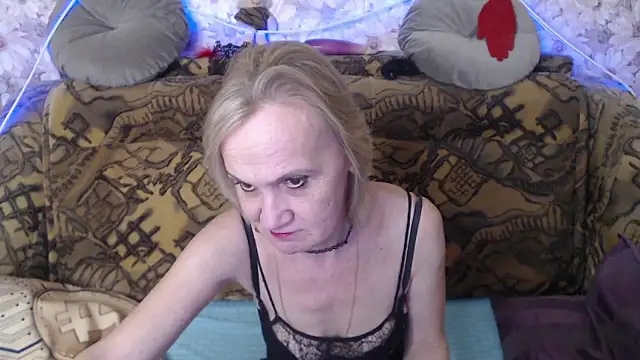 Snapshot of MissBekker chatting on 01/08/25, 02:25 MissBekker online show from 01/08/25, 02:25