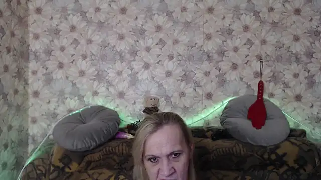 Snapshot of MissBekker chatting on 02/24/25, 05:54 MissBekker online show from 02/24/25, 05:54