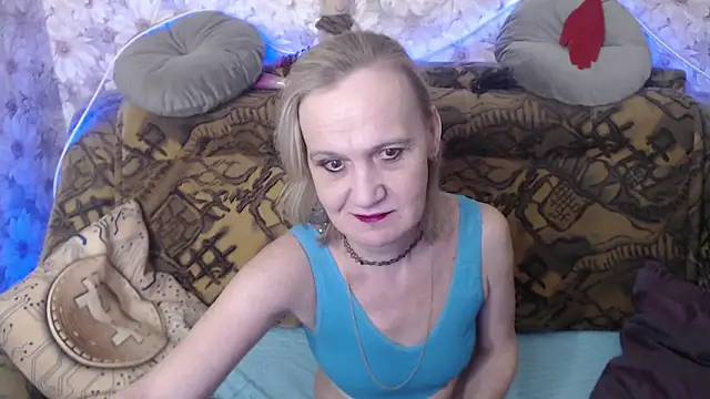 Snapshot of MissBekker chatting on 02/25/25, 08:42 MissBekker online show from 02/25/25, 08:42
