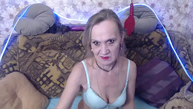 MissBekker online show from 12/19/25, 05:59