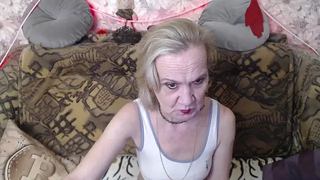 Snapshot of MissBekker chatting on 01/19/25, 07:04 MissBekker online show from 01/19/25, 07:04