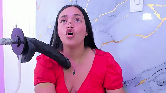 Snapshot of susan__bigass chatting on 02/14/26, 11:10 susan bigass online show from 02/14/26, 11:10