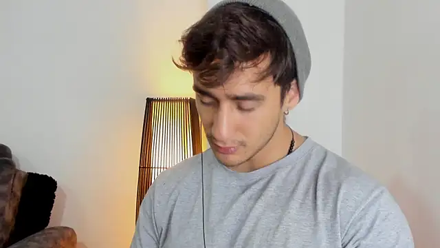 AlexRivera6 online show from 11/22/25, 08:51