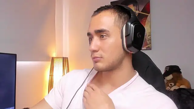 AlexRivera6 online show from 01/04/25, 09:41