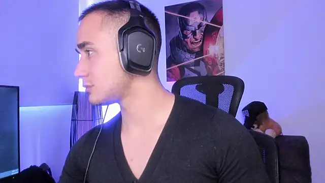 AlexRivera6 online show from 12/22/24, 11:22