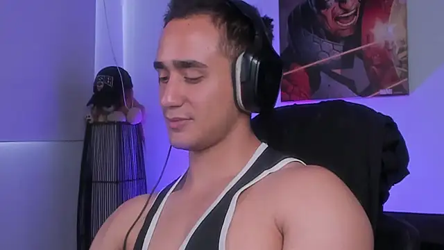 AlexRivera6 online show from 02/05/25, 06:04