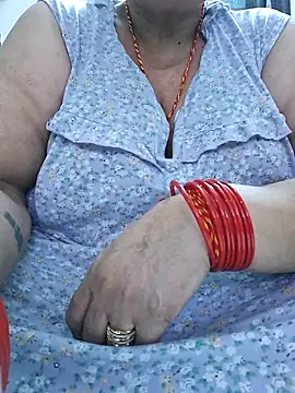 Kavya XX online show from 09/27/25, 11:00