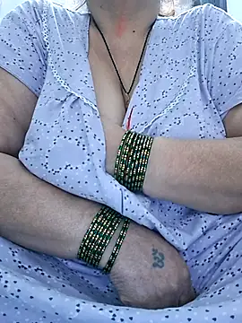 Kavya XX online show from 11/12/25, 11:47