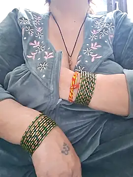 Kavya XX online show from 11/17/25, 02:10