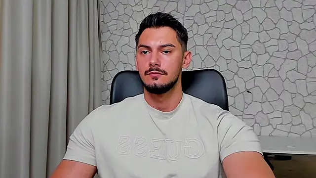 Snapshot of ClintMasters chatting on 09/24/25, 05:14 ClintMasters online show from 09/24/25, 05:14