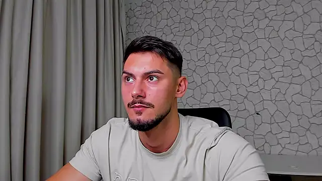 Snapshot of ClintMasters chatting on 10/03/25, 04:47 ClintMasters online show from 10/03/25, 04:47