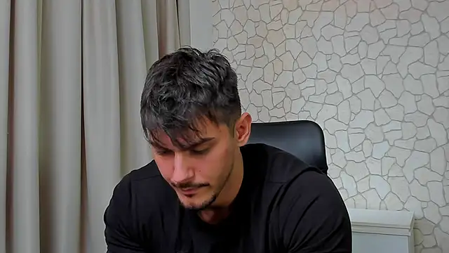 Snapshot of ClintMasters chatting on 03/18/25, 08:50 ClintMasters online show from 03/18/25, 08:50