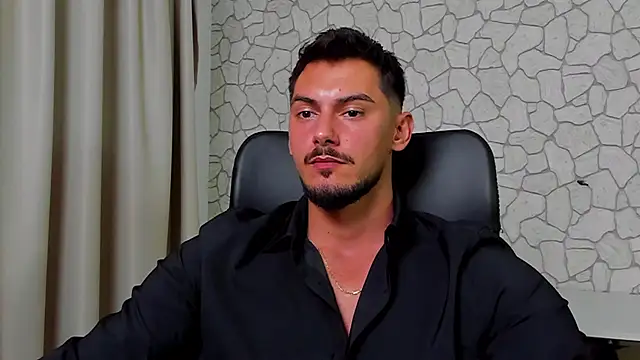 Snapshot of ClintMasters chatting on 09/11/25, 04:56 ClintMasters online show from 09/11/25, 04:56