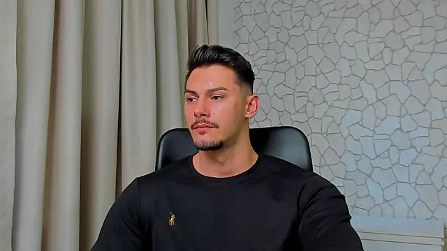 Snapshot of ClintMasters chatting on 03/21/25, 06:27 ClintMasters online show from 03/21/25, 06:27