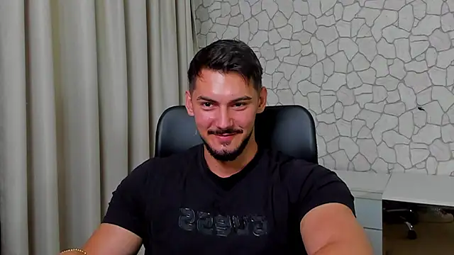 Snapshot of ClintMasters chatting on 09/30/25, 04:07 ClintMasters online show from 09/30/25, 04:07