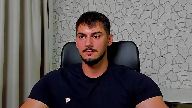 Snapshot of ClintMasters chatting on 09/10/25, 05:17 ClintMasters online show from 09/10/25, 05:17