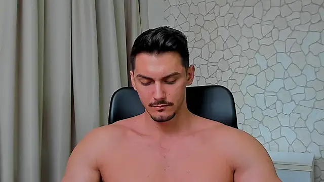 Snapshot of ClintMasters chatting on 03/17/25, 08:18 ClintMasters online show from 03/17/25, 08:18