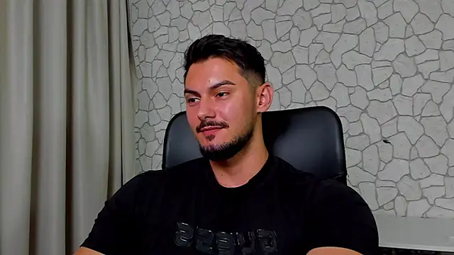 Snapshot of ClintMasters chatting on 09/23/25, 05:47 ClintMasters online show from 09/23/25, 05:47