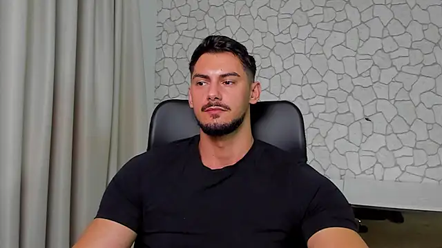 Snapshot of ClintMasters chatting on 11/30/25, 07:20 ClintMasters online show from 11/30/25, 07:20