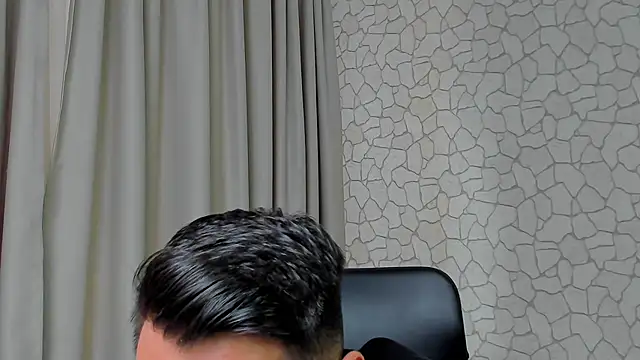 Snapshot of ClintMasters chatting on 03/11/25, 09:56 ClintMasters online show from 03/11/25, 09:56