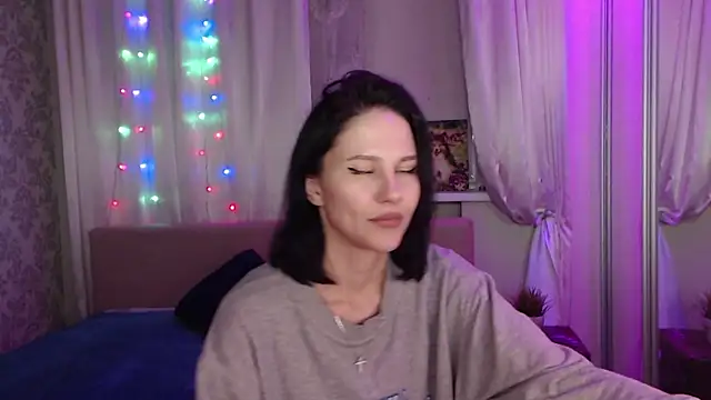 Snapshot of Zlata888 chatting on 12/29/24, 12:30 Zlata888 online show from 12/29/24, 12:30
