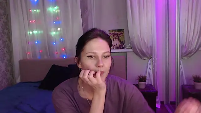 Snapshot of Zlata888 chatting on 05/10/26, 08:33 Zlata888 online show from 05/10/26, 08:33