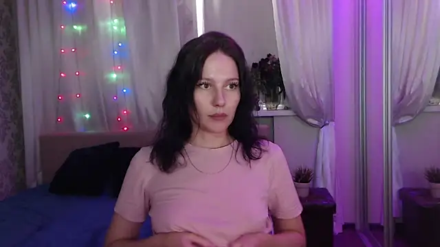 Snapshot of Zlata888 chatting on 06/21/26, 02:34 Zlata888 online show from 06/21/26, 02:34
