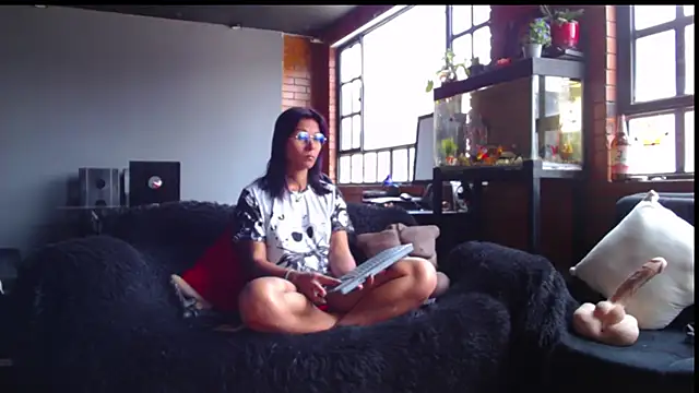 Sofynix online show from 02/17/25, 04:17