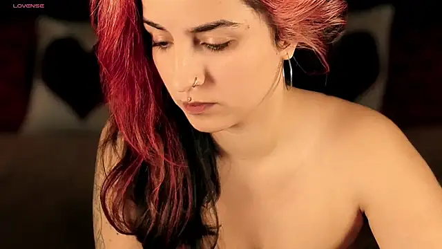 Daphne Moss online show from 03/29/26, 01:13