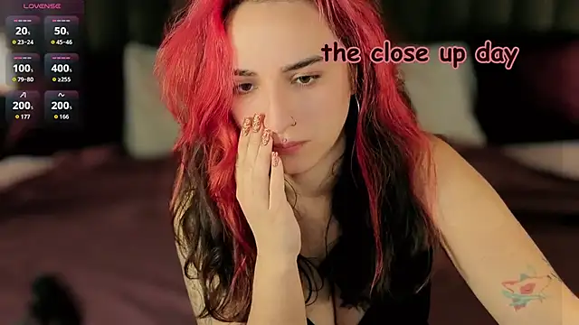 Daphne Moss online show from 04/18/26, 01:02