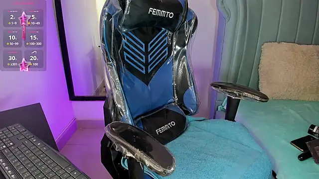 Chris boy  online show from 03/04/26, 07:49