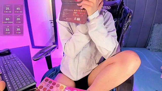 Chris boy  online show from 03/21/26, 07:20