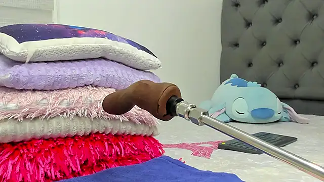 Elizabeth 18  online show from 02/22/26, 03:09