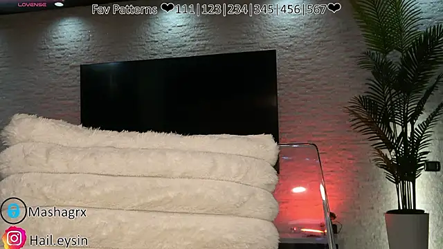 Mashagrx0 online show from 03/16/26, 09:06