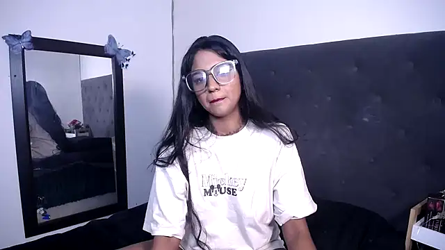 Delilah Blazee online show from 02/28/26, 08:41