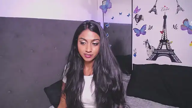 Delilah Blazee online show from 10/20/25, 08:04