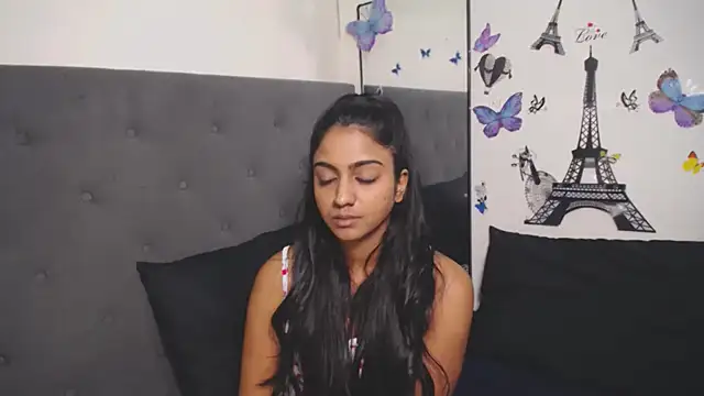 Delilah Blazee online show from 10/17/25, 08:10