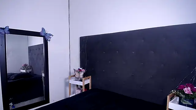 Delilah Blazee online show from 03/29/26, 06:53