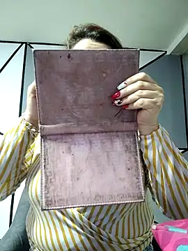 Snapshot of sakotodika chatting on 11/10/25, 10:04 sakotodika online show from 11/10/25, 10:04