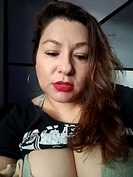 Snapshot of sakotodika chatting on 11/14/25, 09:40 sakotodika online show from 11/14/25, 09:40