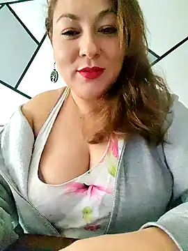 Snapshot of sakotodika chatting on 09/18/25, 08:34 sakotodika online show from 09/18/25, 08:34