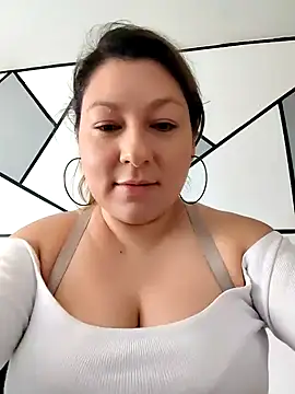 Snapshot of sakotodika chatting on 03/19/25, 03:40 sakotodika online show from 03/19/25, 03:40