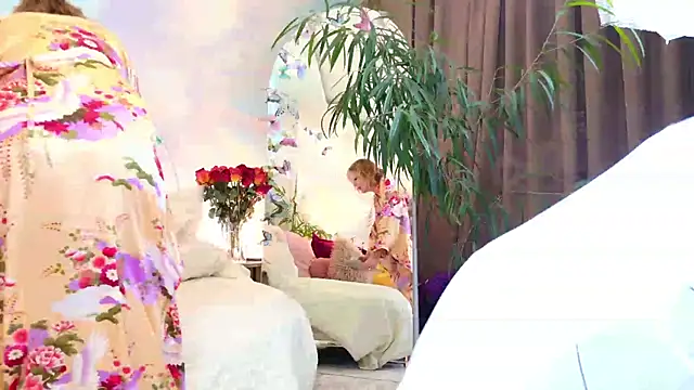 Snapshot of Ledy_Mary chatting on 10/05/25, 08:21 Ledy Mary online show from 10/05/25, 08:21
