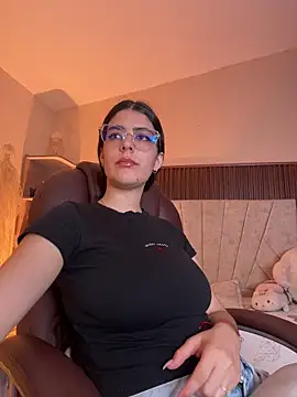  Niah  online show from 03/05/26, 08:38