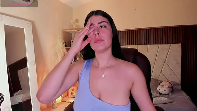 Snapshot of _Niah_ chatting on 09/16/25, 08:43 Niah online show from 09/16/25, 08:43