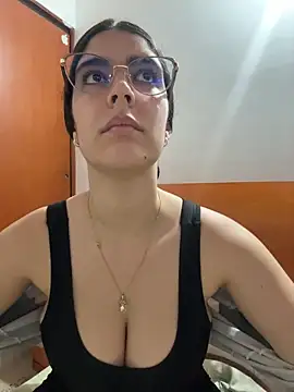 Snapshot of _Niah_ chatting on 02/24/26, 07:26 Niah online show from 02/24/26, 07:26